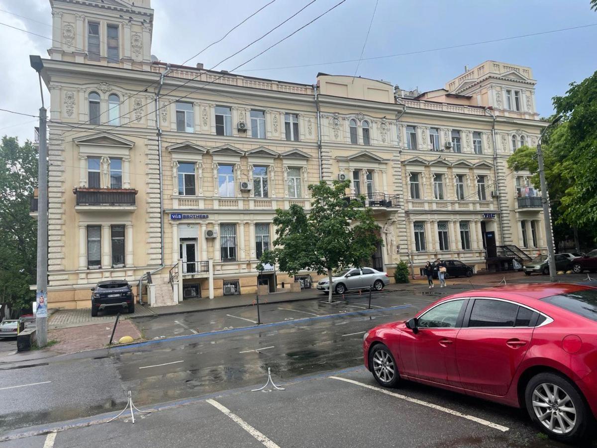 Apartments Odessa Extérieur photo